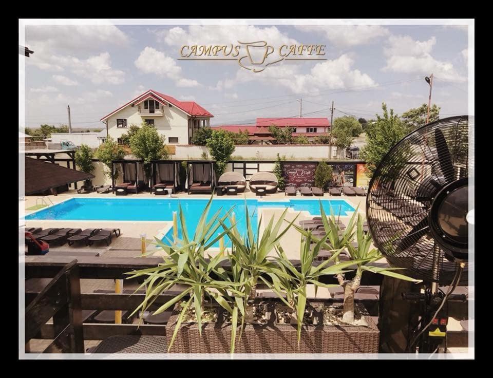 Campus Caffe Mansion Otel Buzău Dış mekan fotoğraf