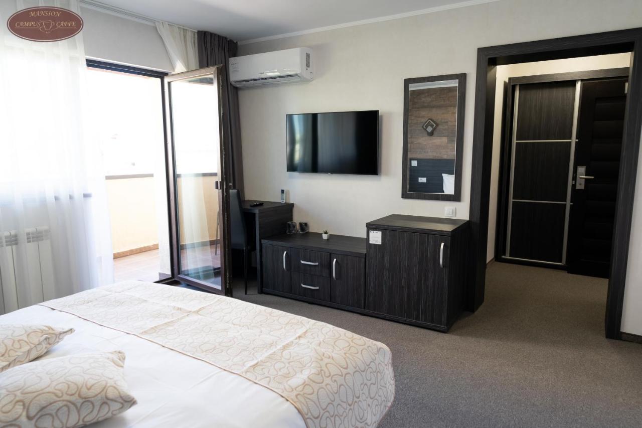 Campus Caffe Mansion Otel Buzău Dış mekan fotoğraf