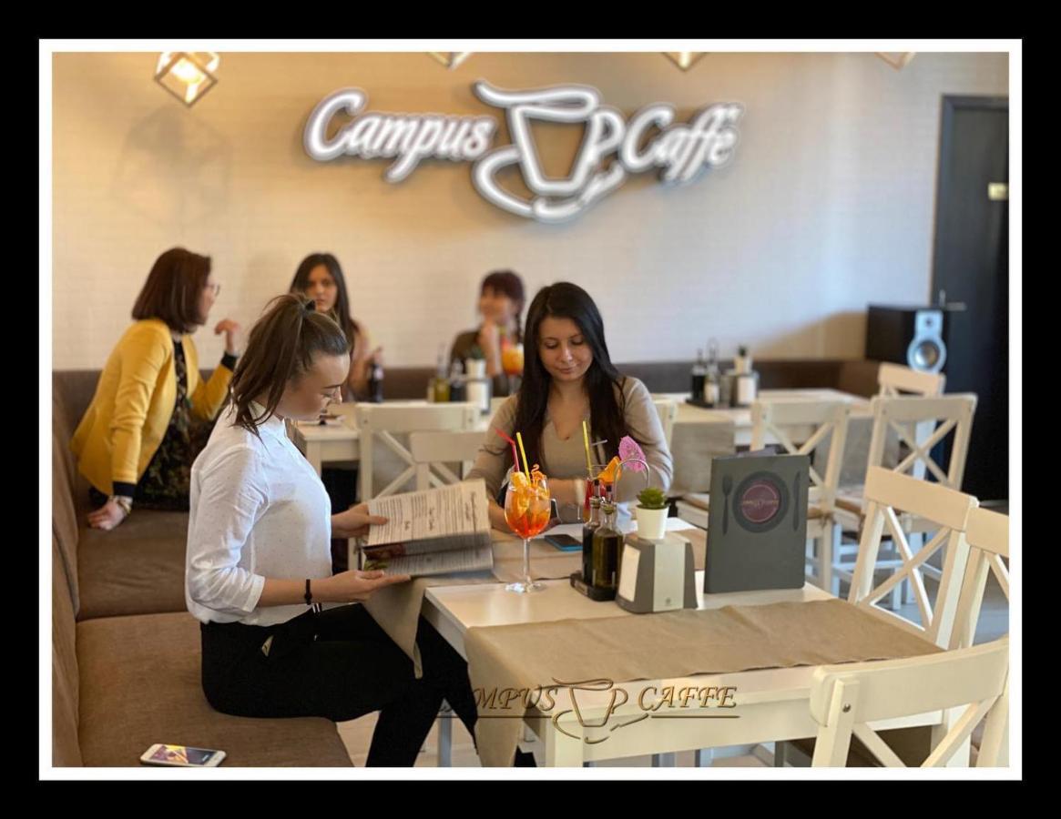 Campus Caffe Mansion Otel Buzău Dış mekan fotoğraf