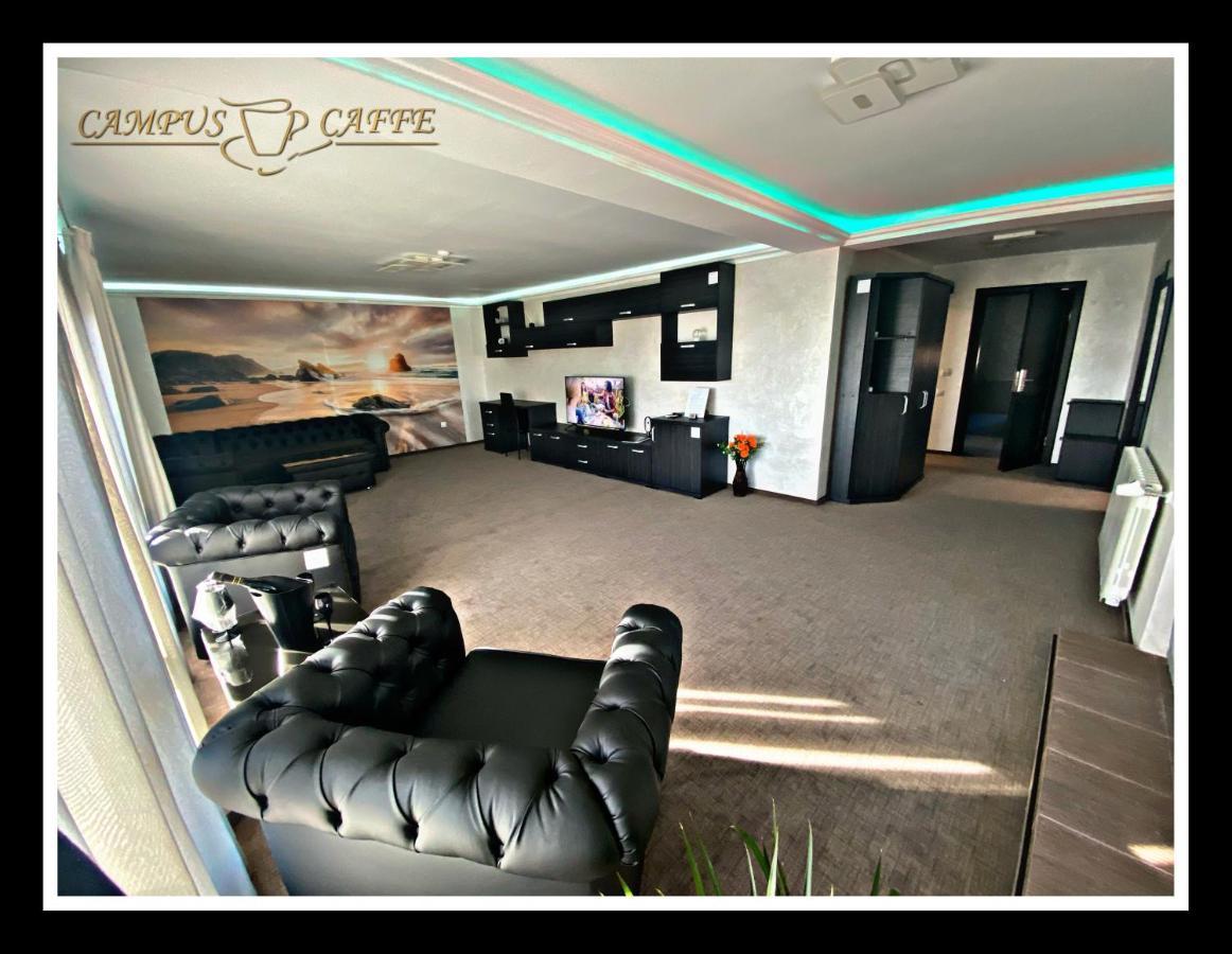 Campus Caffe Mansion Otel Buzău Dış mekan fotoğraf