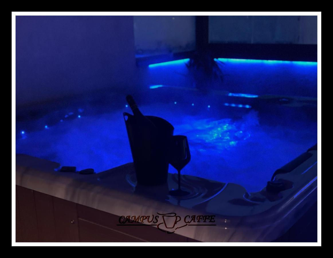 Campus Caffe Mansion Otel Buzău Dış mekan fotoğraf